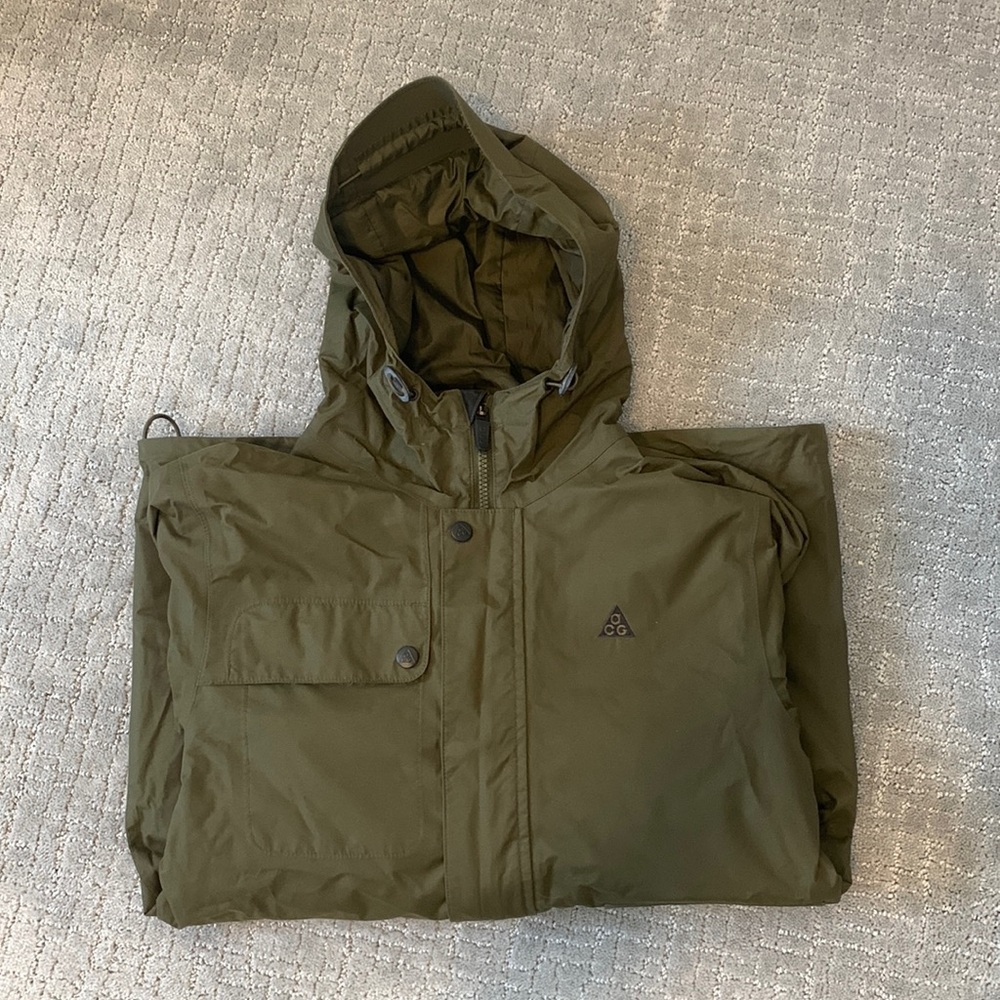 Nike ACG rain Jacket